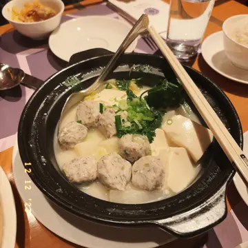 豆腐鯪魚球煲