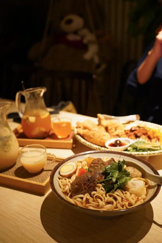 豐盛台灣牛肉湯麵