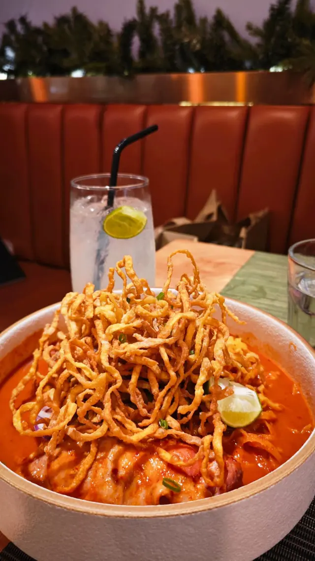 呢款泰北咖喱麵好有特色，不是每一間泰國餐廳都可以食到，香辣味適中，是具有特色嘅一款菜式。