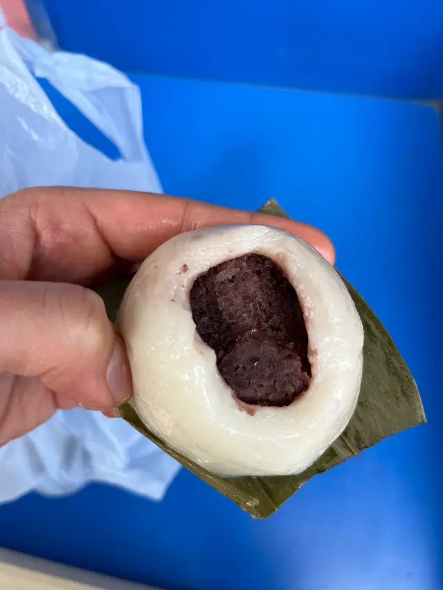 紅豆蓉綿滑,不會太甜,有豆味。