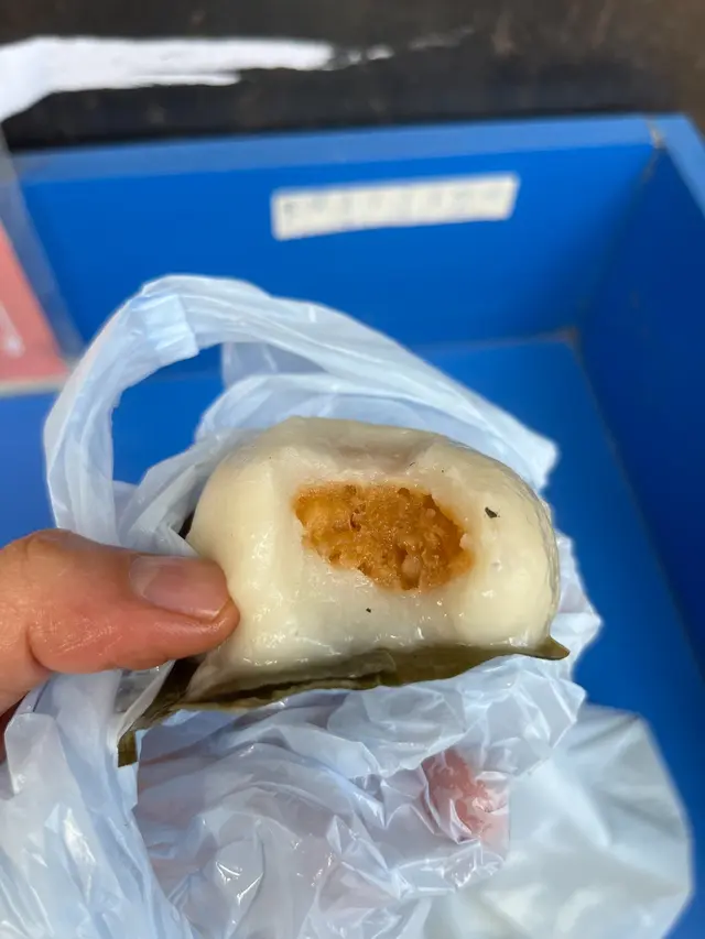 似是自製的花生攪成蓉的花生漿,重花生油香