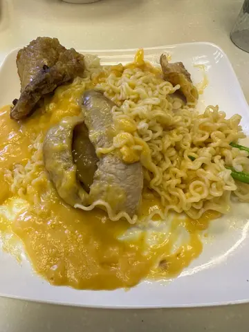 芝士捞猪颈肉一丁