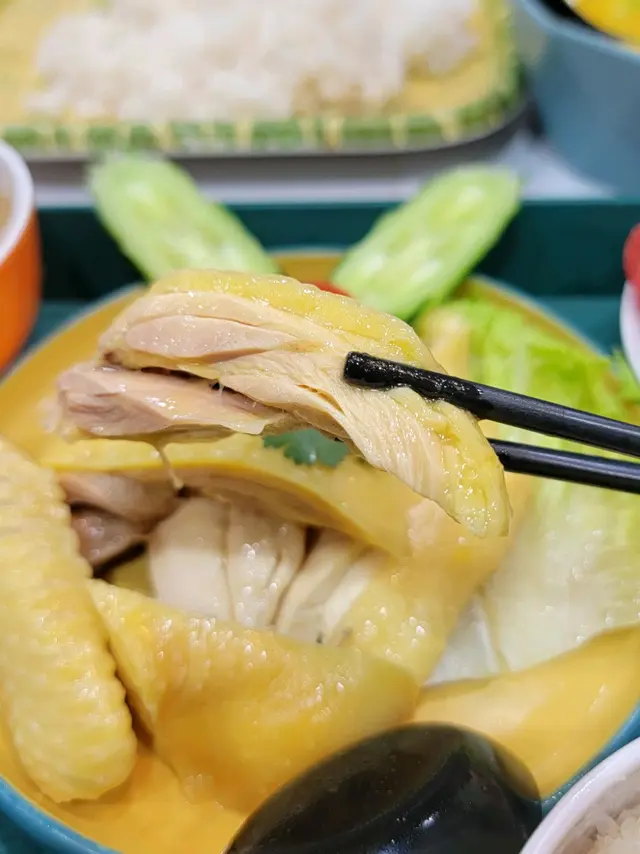 雞肉肉質嫩滑💖皮不算多脂肪，少一點就更佳