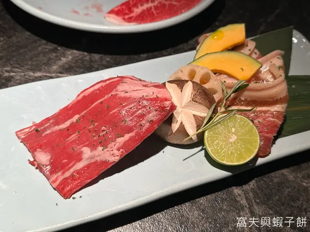 和牛內裙肉和醬油五花肉