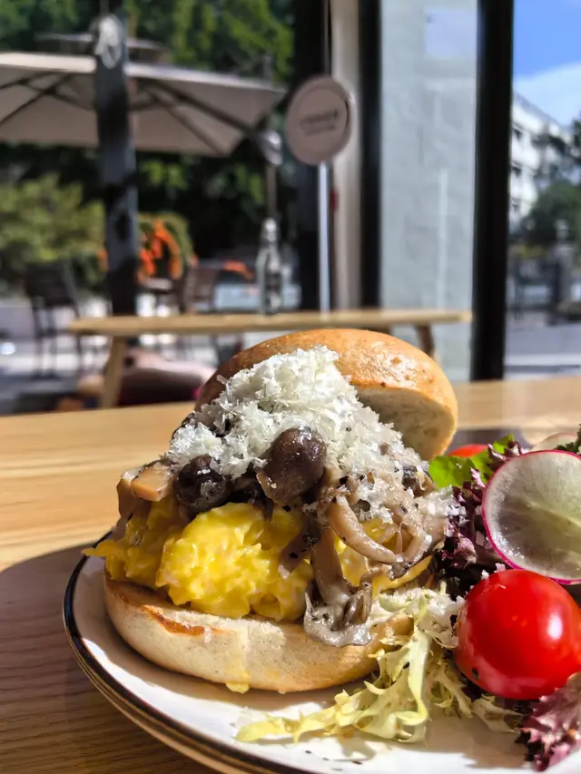 芝士蘑菇炒蛋貝高