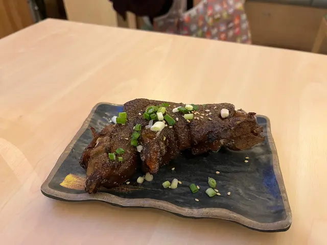 招牌風味烤豬手