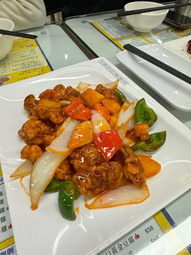 好耐未食過炒得咁有鑊氣嘅咕嚕肉，粉唔算厚，咬落去鬆脆