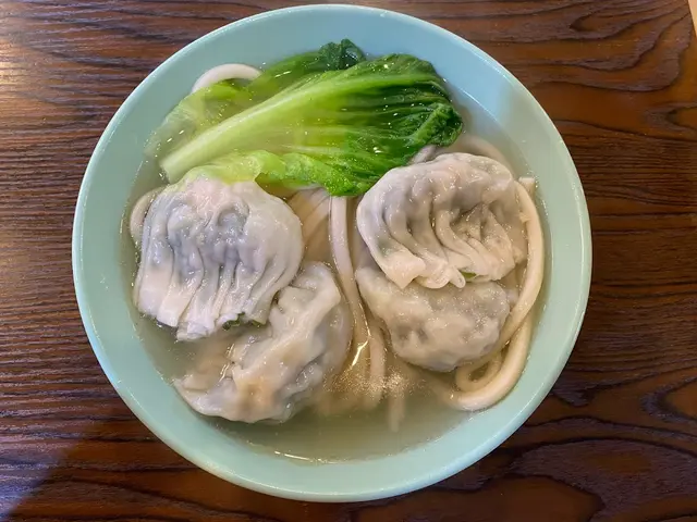韮菜餃湯麵