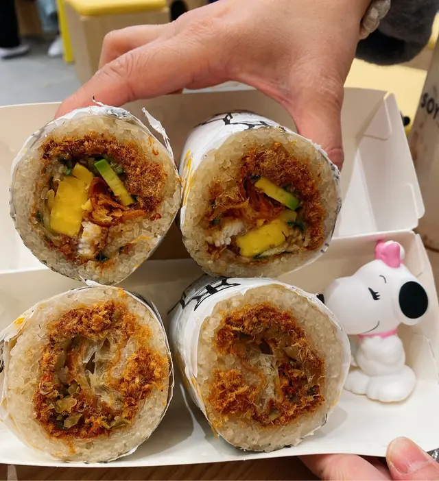 牛油果鰻魚玉子粢飯  +  狂人粢飯