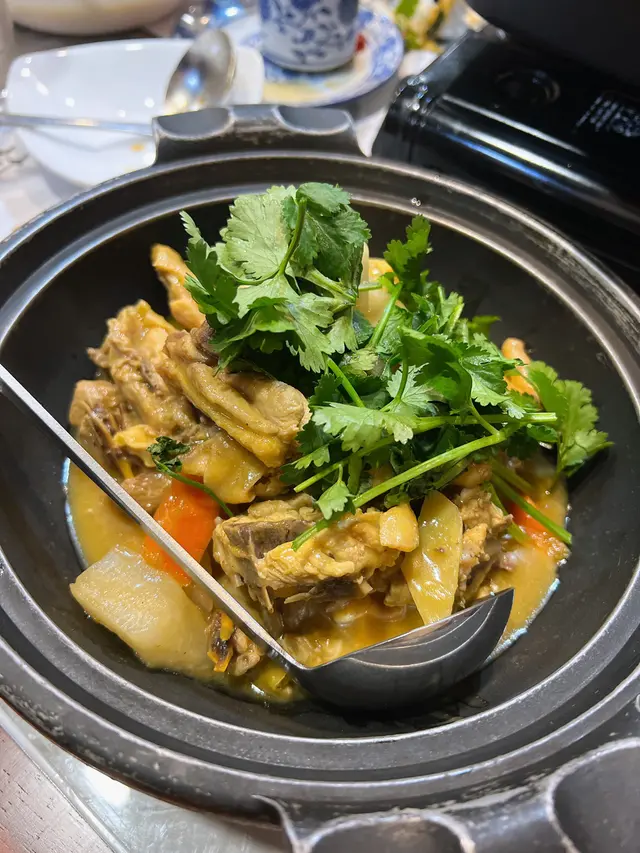 酸蘿蔔炆雞