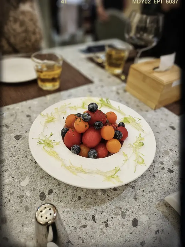 特色八小碟之話梅小凍茄