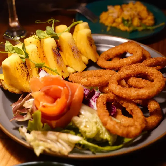 悉尼小食拼盤(細)