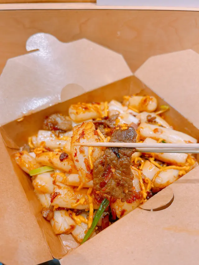 XO醬牛肉蛋炒腸粉