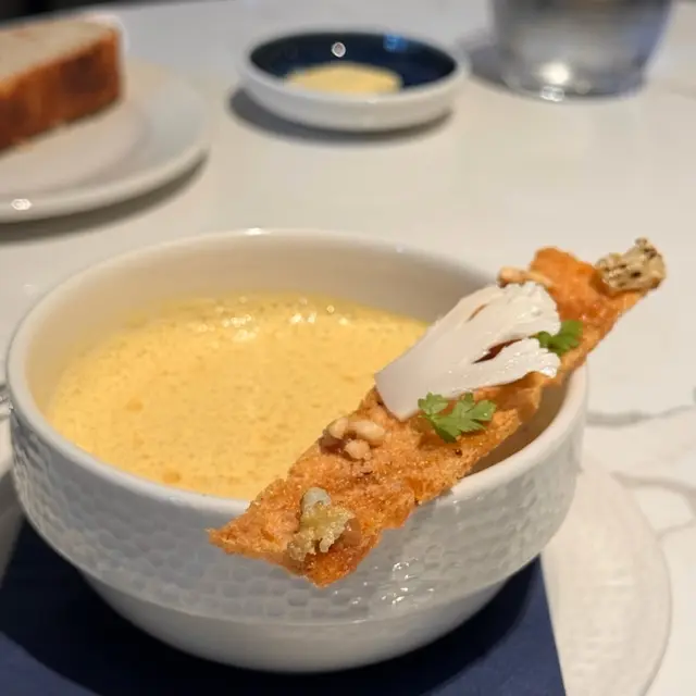 Veloute - Curried Cauliflower soup
