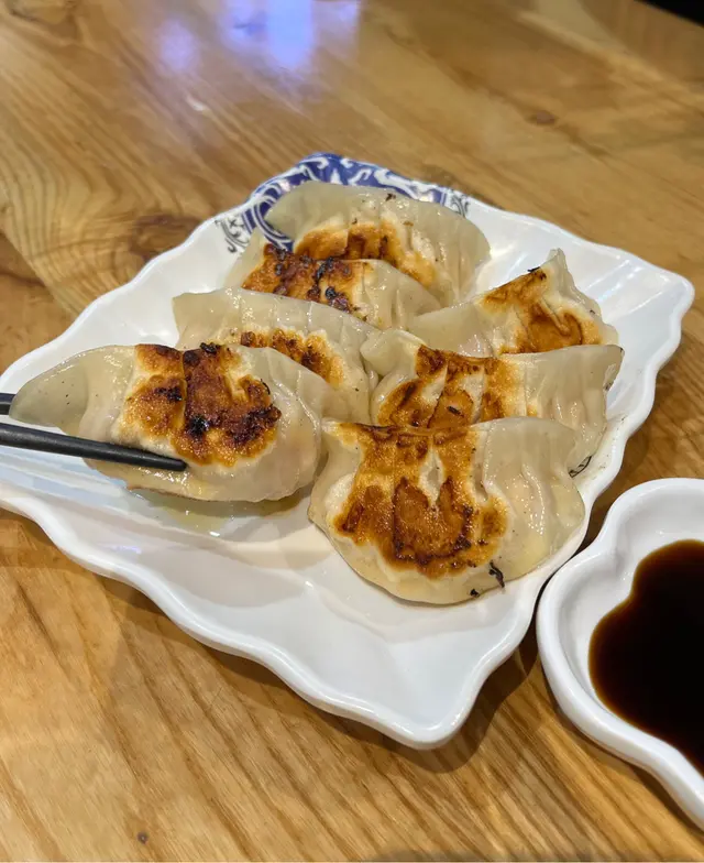 香煎軟心芝士餃