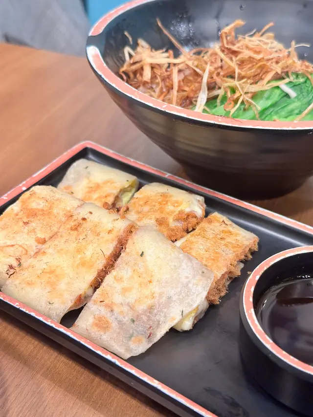 起司肉鬆蛋餅