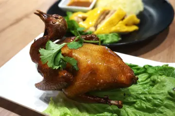 「龙华酒店」乳鸽