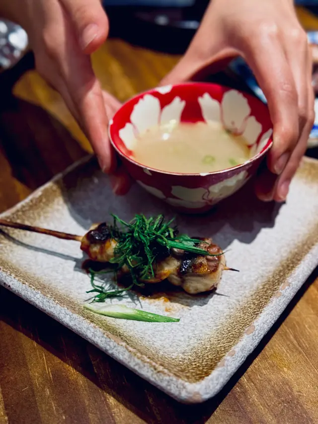 蔥燒白鱔伴魚湯 