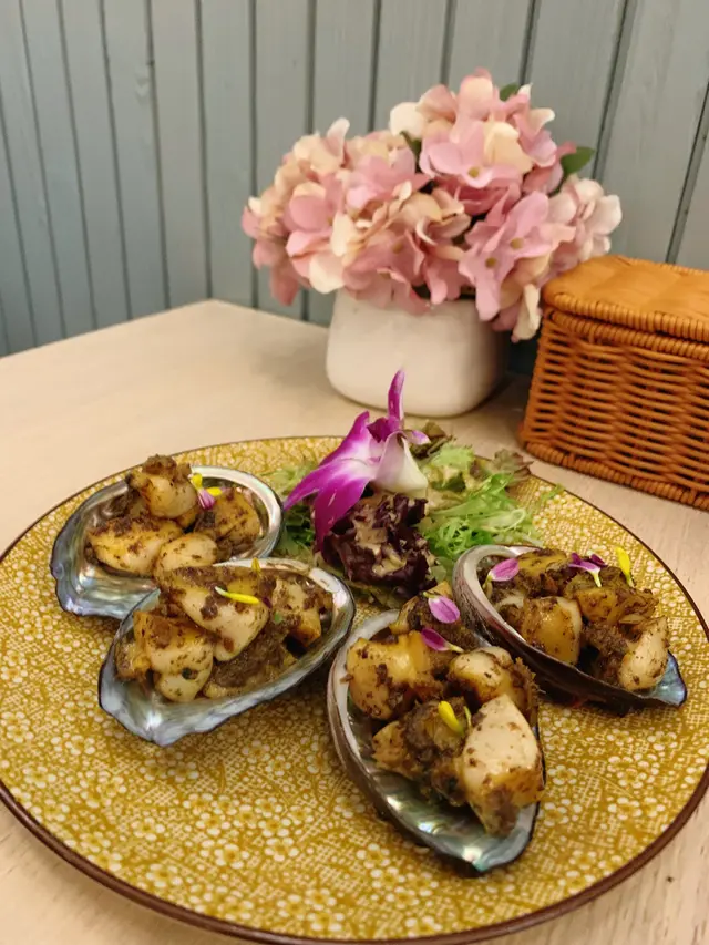 黑松露香煎鮑魚