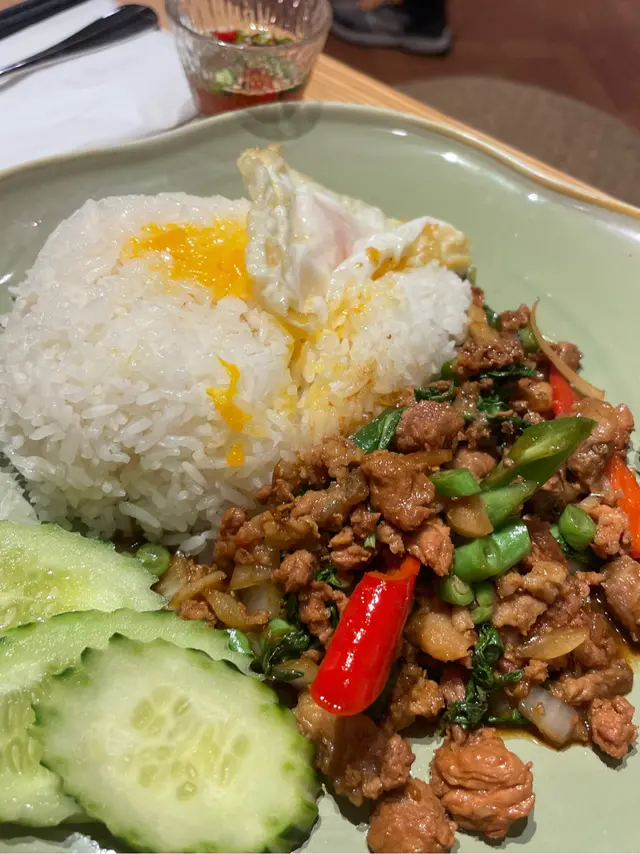 香葉肉碎煎蛋飯