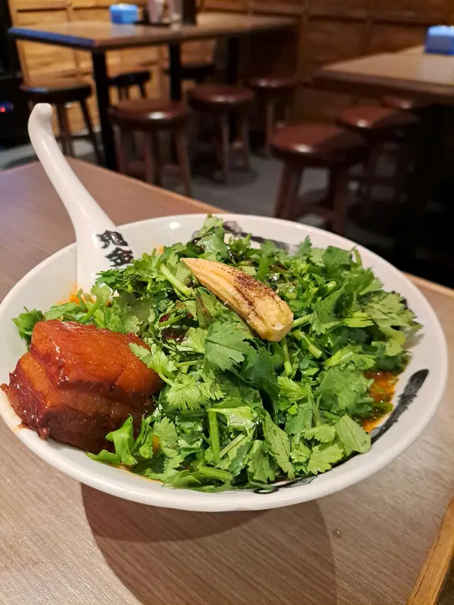 莞荽辣麻味噌拉麵