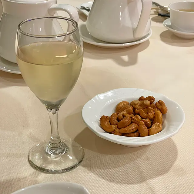 樂雅軒二人套餐~白酒.花生