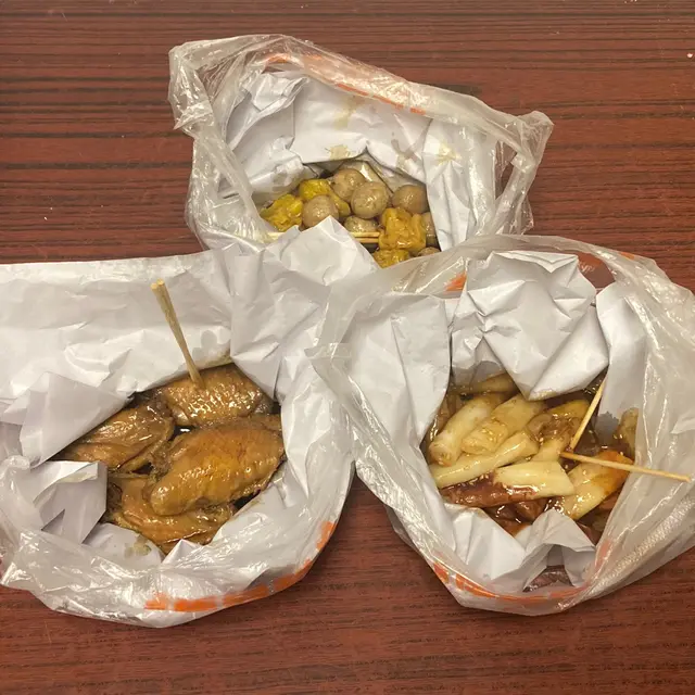 腸粉、燒賣魚蛋、滷水雞翼
