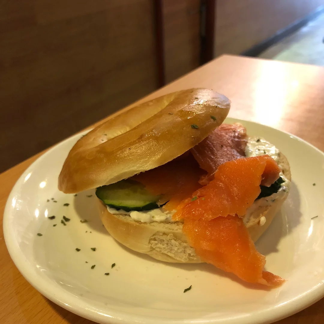 smoked salmon & cream cheese bagel $ 40