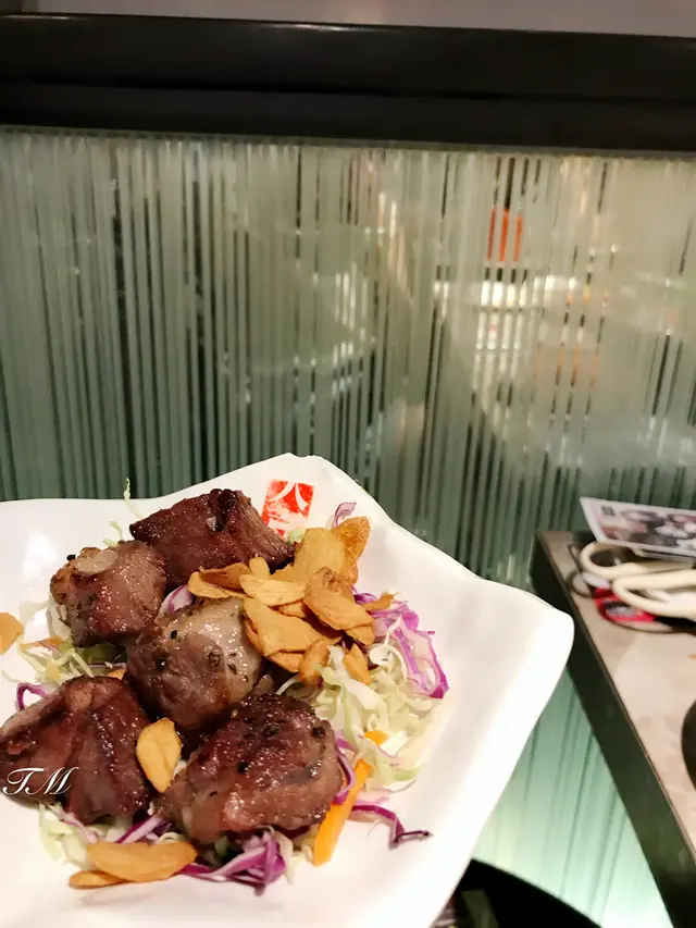蒜片炒牛柳粒