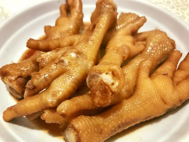滷水浸大雞腳