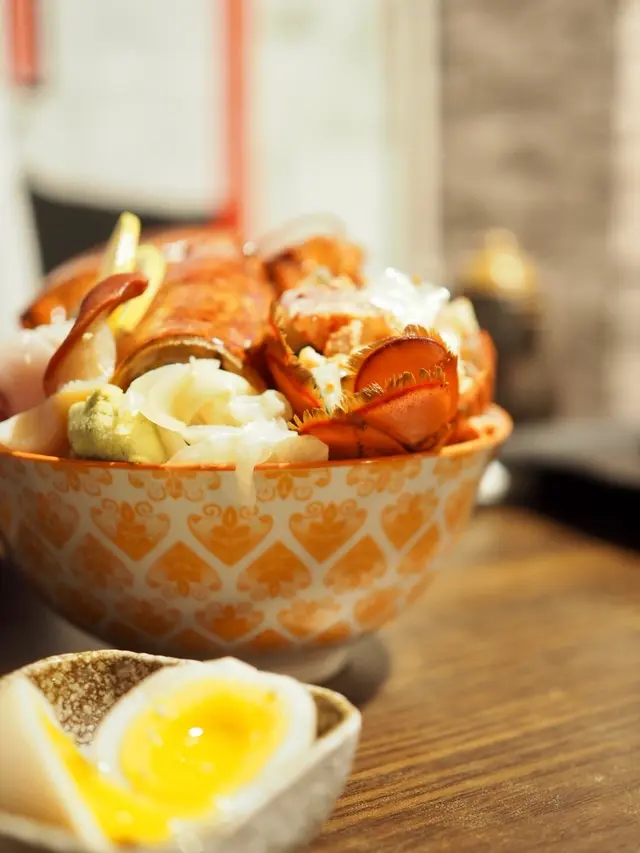 丼瀛龍蝦刺身爆丼