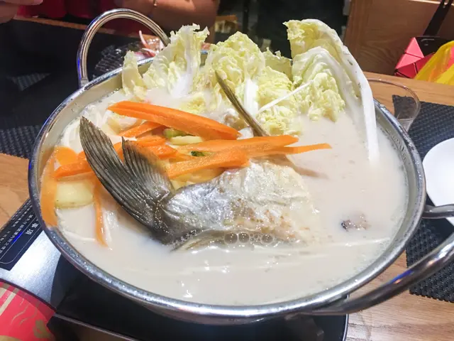 野菜雜菜海鮮鍋
