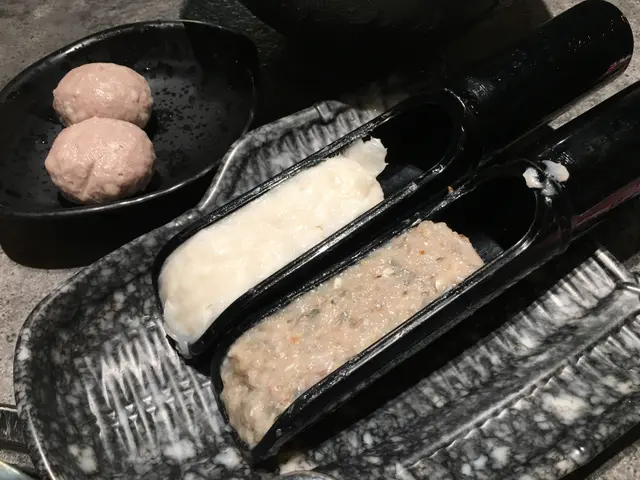 雙目海鮮滑及醬爆手打薑汁貢丸