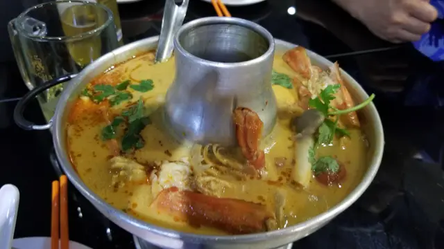 配料十足， 有點兒辣， 小朋友飲唔到