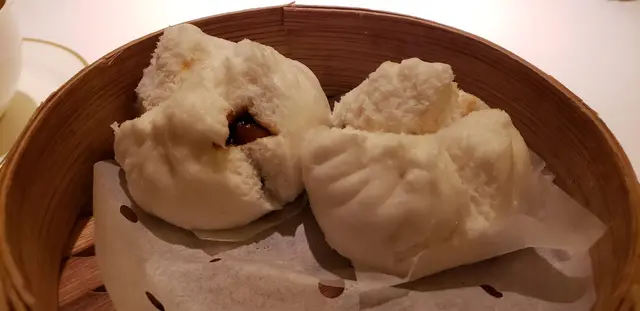 豆漿梅菜叉燒飽