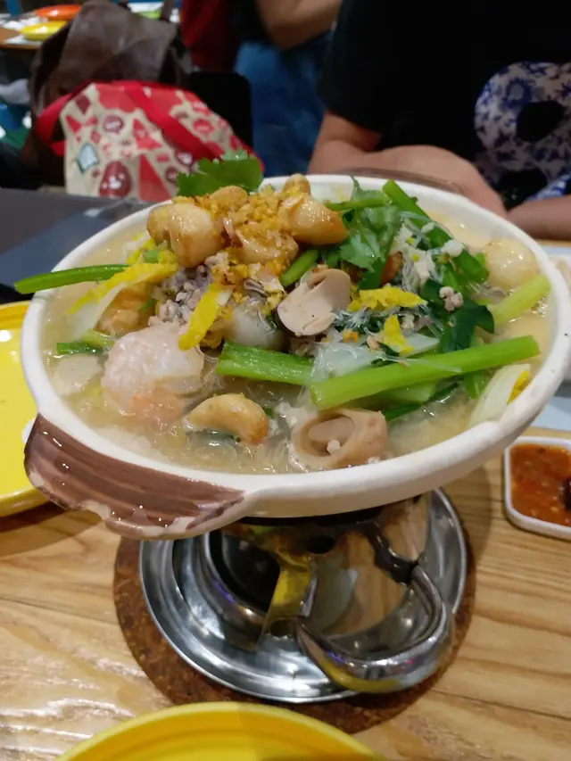 100%芹菜味海鮮煲