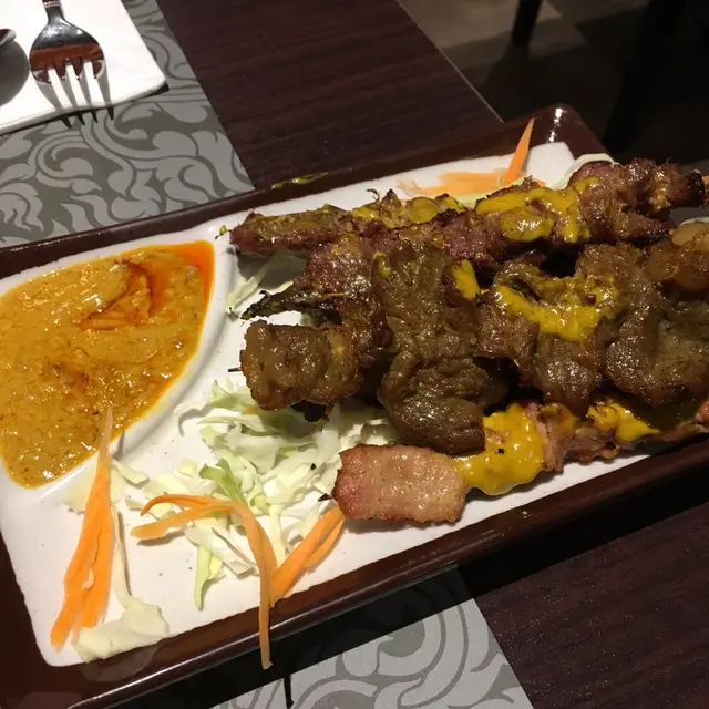 泰式沙嗲（牛、雞）