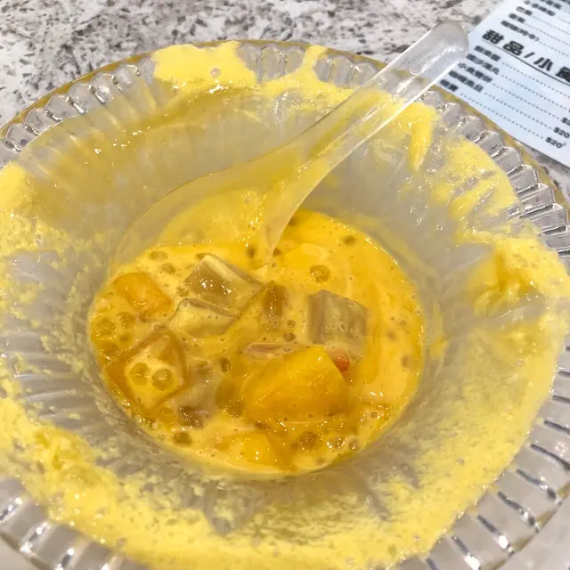 吃到底還有很多芒果哈哈