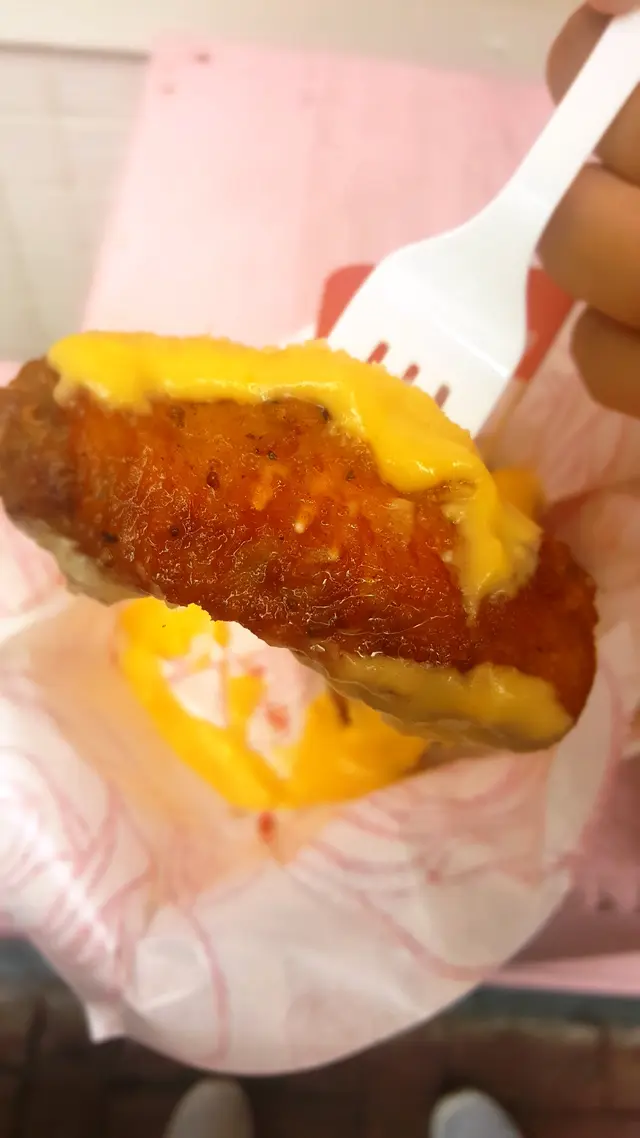 三重芝士流雞翼