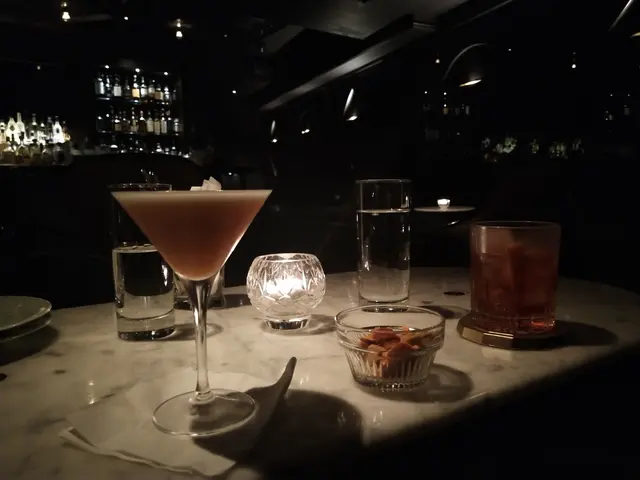 19：00-21：00 Happy Hour Special