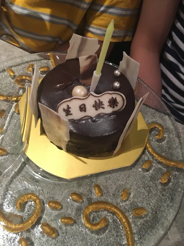 提早訂有生日cake  送