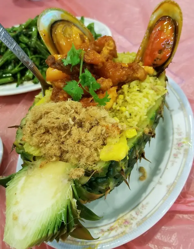 價錢抵食，分量唔算多，但是裏面材料算豐富， 炒得好食。