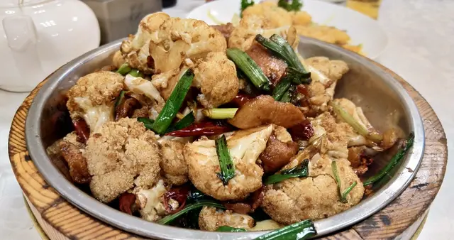 什錦煙肉大盆花菜