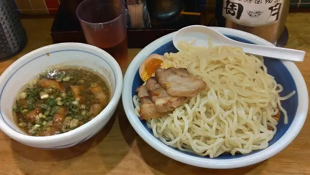 周月沾麵 另加 叉燒