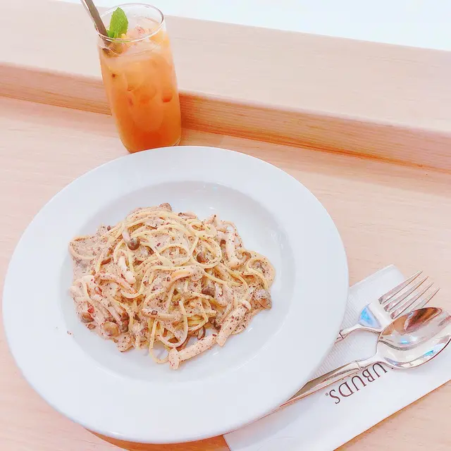 黑松露野菌忌廉意粉