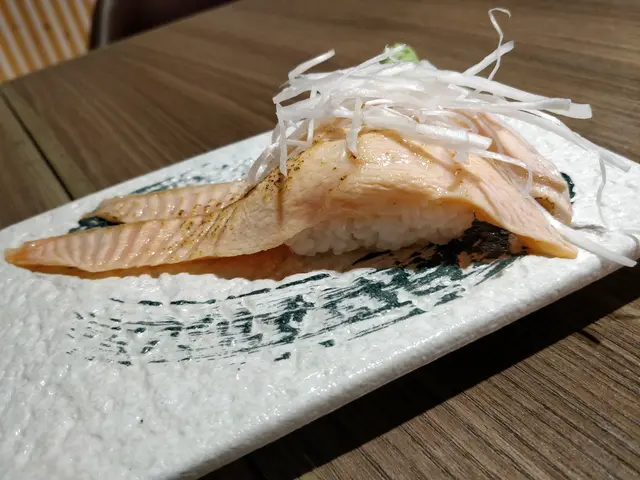 火炙三文魚腩壽司