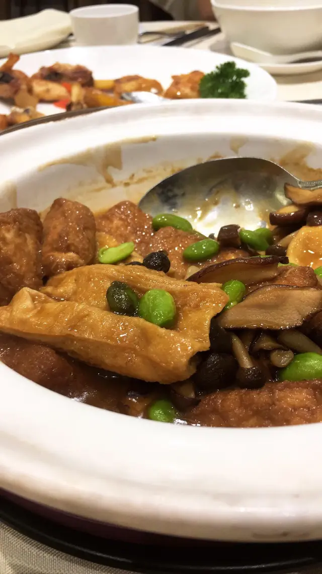 雙菇鮮竹豆腐煲