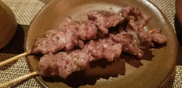 豬顎骨肉串