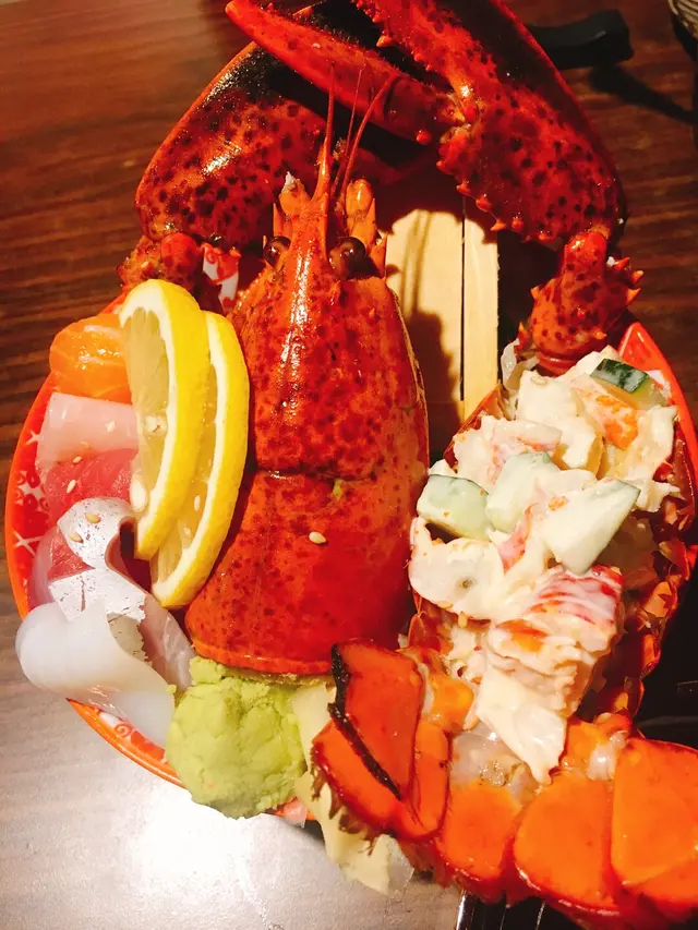 龍蝦刺身爆丼