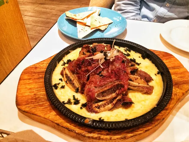 鐵板芝士燒牛肋骨